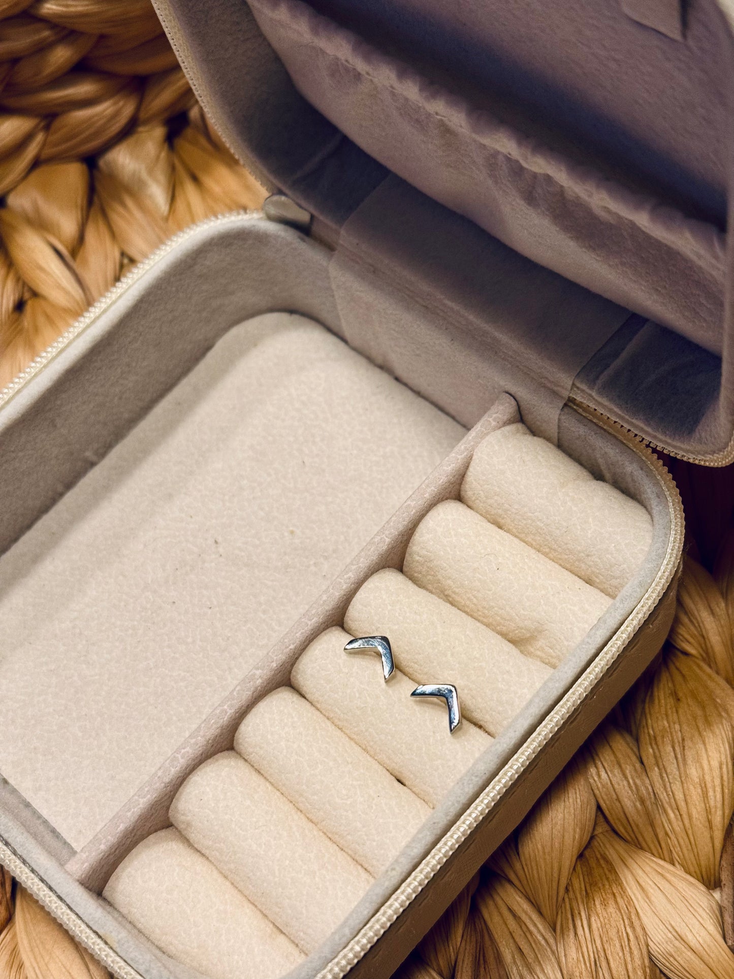 PENDIENTES EIKO